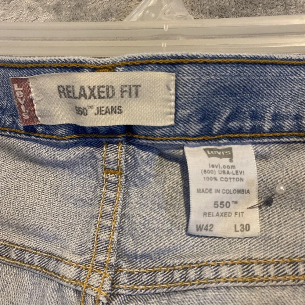 Levis 550 Jeans Men's Sz 42x30 Blue Faded Relaxed Distressed Classic Casual Dad